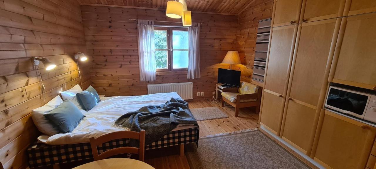 Silver Fox Hostel Äkäslompolo Eksteriør billede